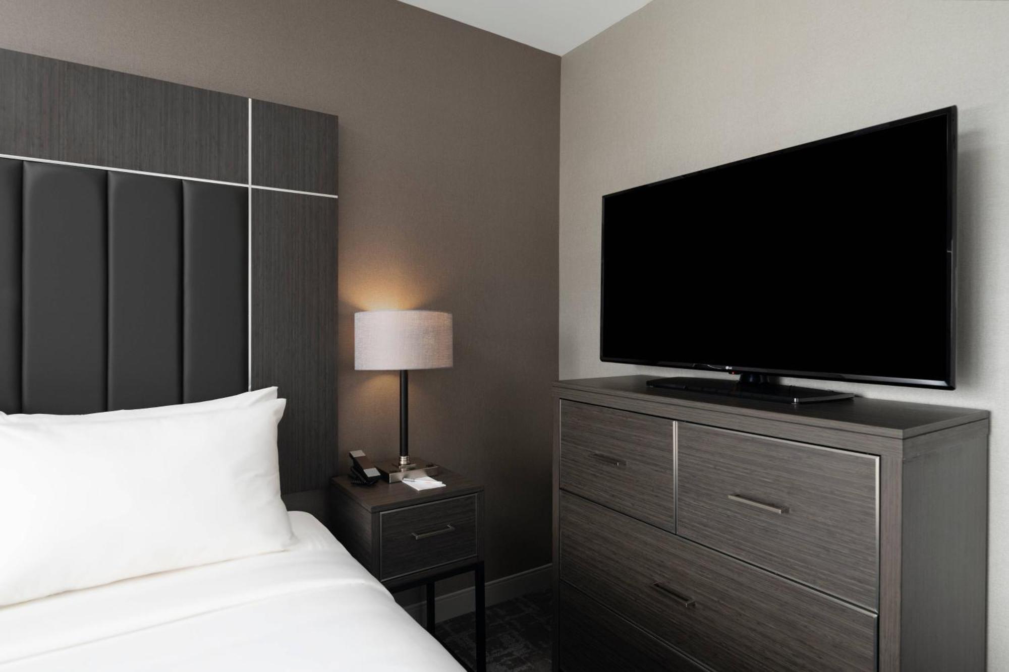 Towneplace Suites By Marriott Boston Medford Exterior foto